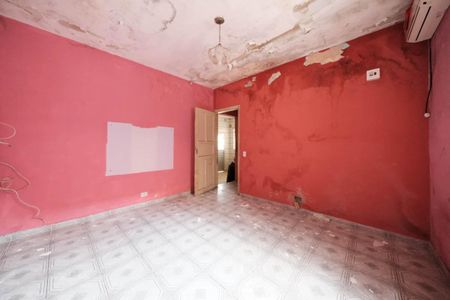 Quarto de casa à venda com 5 quartos, 430m² em Vila Euthalia, São Paulo