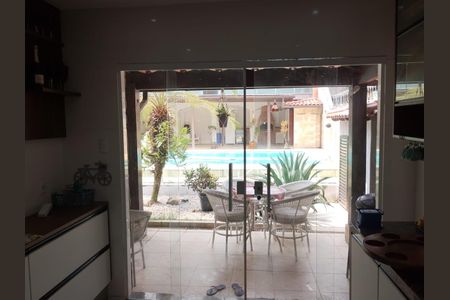 Casa para alugar com 360m², 3 quartos e 2 vagas Casa para alugar com 360m², 3 quartos e 2 vagasÁrea externa