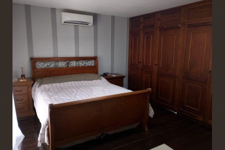 Quarto de casa para alugar com 3 quartos, 360m² em Jacarepaguá, Rio de Janeiro