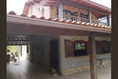 Casa para alugar com 360m², 3 quartos e 2 vagas Casa para alugar com 360m², 3 quartos e 2 vagasÁrea externa