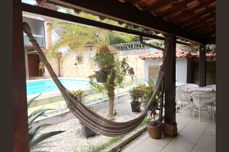 Casa para alugar com 360m², 3 quartos e 2 vagas Casa para alugar com 360m², 3 quartos e 2 vagasÁrea externa