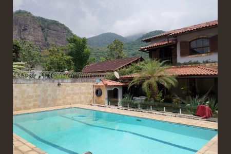 Casa para alugar com 360m², 3 quartos e 2 vagas Casa para alugar com 360m², 3 quartos e 2 vagasÁrea externa