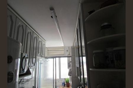 Apartamento à venda com 64m², 3 quartos e 1 vaga