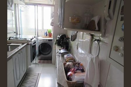 Apartamento à venda com 64m², 3 quartos e 1 vaga