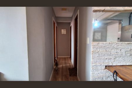 Corredor  de apartamento à venda com 3 quartos, 72m² em Vila Palmares, São Caetano do Sul