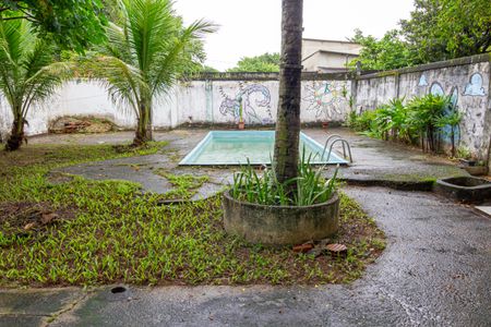 Casa para alugar com 360m², 5 quartos e 5 vagasQuintal