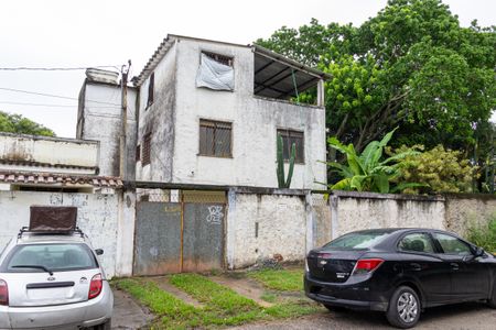 Casa para alugar com 360m², 5 quartos e 5 vagasFachada