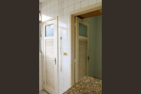 Apartamento à venda com 70m², 2 quartos e 1 vaga Apartamento à venda com 70m², 2 quartos e 1 vagaÁrea de Serviço