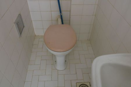 Apartamento à venda com 70m², 2 quartos e 1 vaga Apartamento à venda com 70m², 2 quartos e 1 vagaBanheiro de Serviço