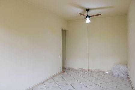Apartamento à venda com 70m², 2 quartos e 1 vaga Apartamento à venda com 70m², 2 quartos e 1 vagaSala