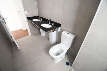 Apartamento à venda com 139m², 3 quartos e 2 vagasBanheiro Suíte