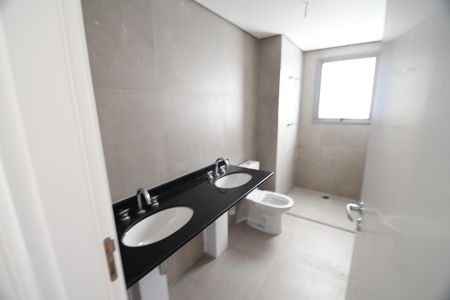 Apartamento à venda com 139m², 3 quartos e 2 vagasBanheiro Suíte