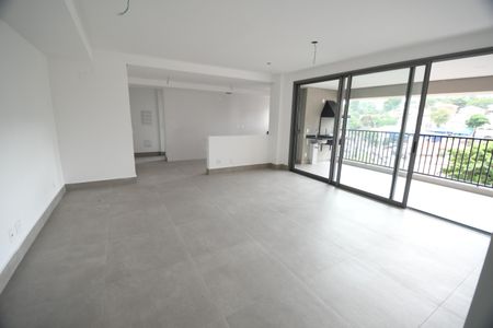 Sala de apartamento à venda com 3 quartos, 139m² em Cambuí, Campinas