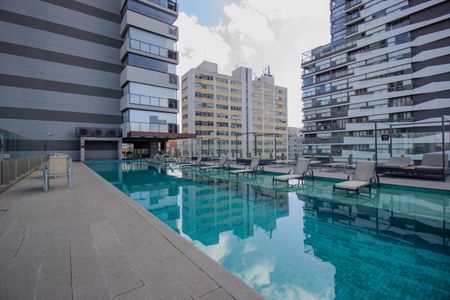 Apartamento para alugar com 32m², 1 quarto e 1 vagaÁrea comum - Piscina