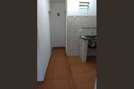 Cozinha de apartamento para alugar com 1 quarto, 35m² em Anchieta, Nilópolis