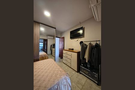 Casa à venda com 3 quartos, 126m² em Taboão, Diadema