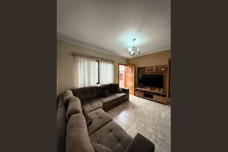 Casa à venda com 3 quartos, 126m² em Taboão, Diadema