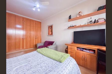 Casa à venda com 3 quartos, 186m² em Vila Mariana, São Paulo