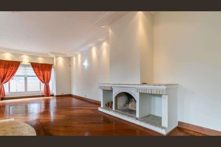 Casa para alugar com 3 quartos, 360m² em Vila Prudente, São Paulo