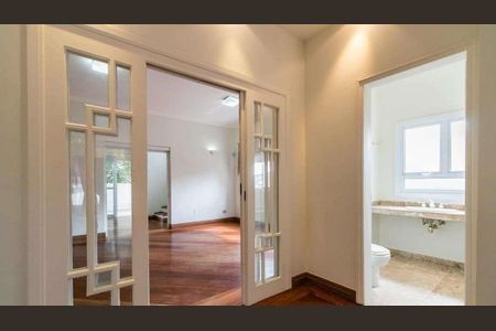 Casa para alugar com 3 quartos, 360m² em Vila Prudente, São Paulo