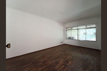 Casa à venda com 3 quartos, 150m² em Jardim Rizzo, São Paulo