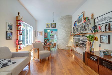 Casa à venda com 2 quartos, 180m² em Santo Amaro, São Paulo