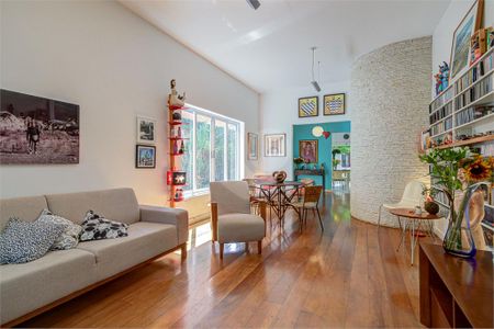 Casa à venda com 2 quartos, 180m² em Santo Amaro, São Paulo