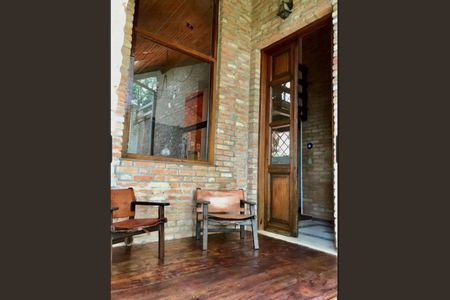 Casa à venda com 3 quartos, 168m² em Sete Praias, Diadema