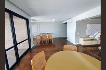 Apartamento à venda com 4 quartos, 247m² em Barra da Tijuca, Rio de Janeiro