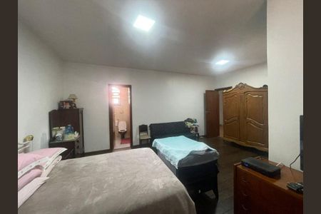 Casa à venda com 5 quartos, 380m² em Piratininga, Niterói