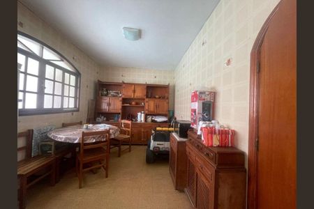 Casa à venda com 5 quartos, 380m² em Piratininga, Niterói