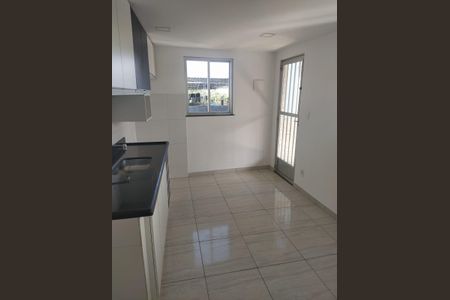 Cozinha de apartamento para alugar com 2 quartos, 90m² em Anchieta, Nilópolis