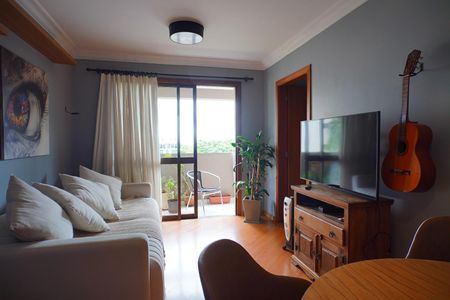 Sala de apartamento para alugar com 2 quartos, 75m² em Petrópolis, Porto Alegre