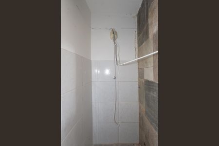 Banheiro Social de kitnet/studio para alugar com 1 quarto, 30m² em Vila Romana, São Paulo