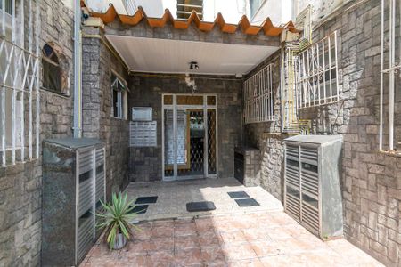 Apartamento à venda com 55m², 2 quartos e 1 vagaÁrea comum - Hall da entrada do bloco