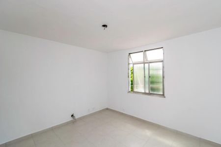 Sala de apartamento à venda com 2 quartos, 49m² em Olaria, Rio de Janeiro