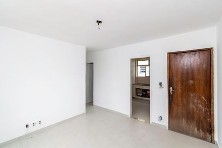 Sala de apartamento à venda com 2 quartos, 49m² em Olaria, Rio de Janeiro