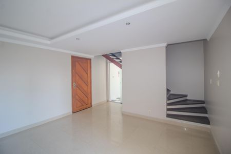 Apartamento para alugar com 120m², 2 quartos e 1 vagaSala