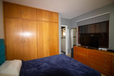 Casa de condomínio para alugar com 172m², 4 quartos e 2 vagasQuarto 3 - Suíte