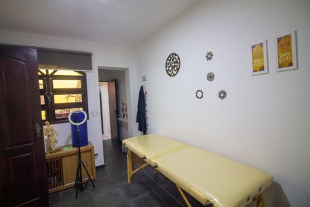 Casa de condomínio para alugar com 172m², 4 quartos e 2 vagasDispensa / Quarto de Serviço