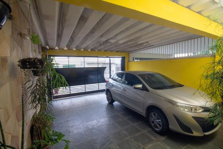 Casa de condomínio para alugar com 172m², 4 quartos e 2 vagasGaragem