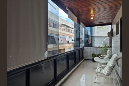 Apartamento à venda com 87m², 3 quartos e 1 vagaVaranda 