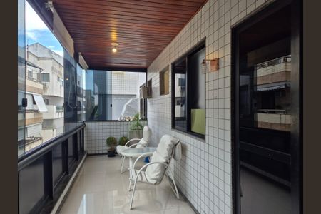 Apartamento à venda com 87m², 3 quartos e 1 vagaVaranda 