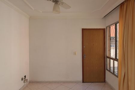 Sala de apartamento para alugar com 2 quartos, 40m² em Juliana, Belo Horizonte