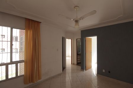Sala de apartamento para alugar com 2 quartos, 40m² em Juliana, Belo Horizonte