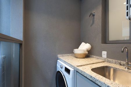 Apartamento para alugar com 67m², 2 quartos e 1 vaga Apartamento para alugar com 67m², 2 quartos e 1 vagaÁrea de serviço