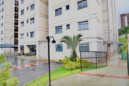 Apartamento à venda com 47m², 2 quartos e 1 vagaÁrea comum - Entrada