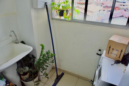 Apartamento à venda com 47m², 2 quartos e 1 vagaÁrea de Serviço