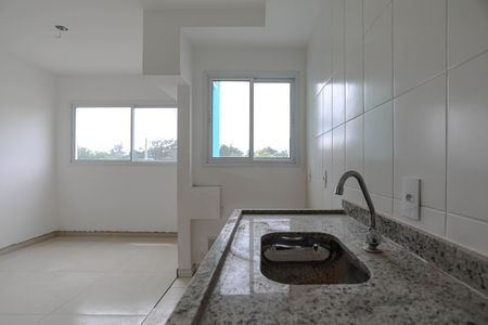 Cozinha de apartamento para alugar com 1 quarto, 27m² em Botujuru, Mogi das Cruzes