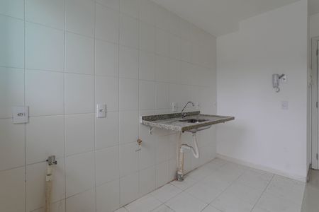 Cozinha de apartamento para alugar com 1 quarto, 27m² em Botujuru, Mogi das Cruzes